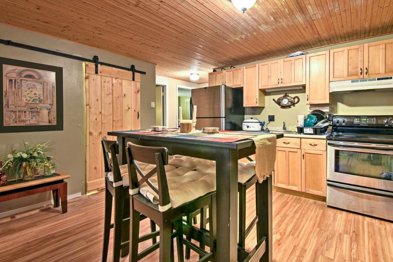 Cozy Arrowhead Lake Home With Sunroom And Pool Access! Pocono Lake Eksteriør bilde
